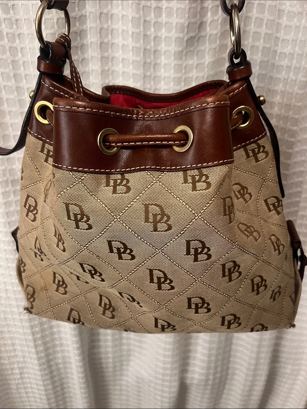 Dooney & Bourke Tan Brown Logo Quilted Drawstring Bucket Bag with Wallet & Pouch - Picture 9 of 16